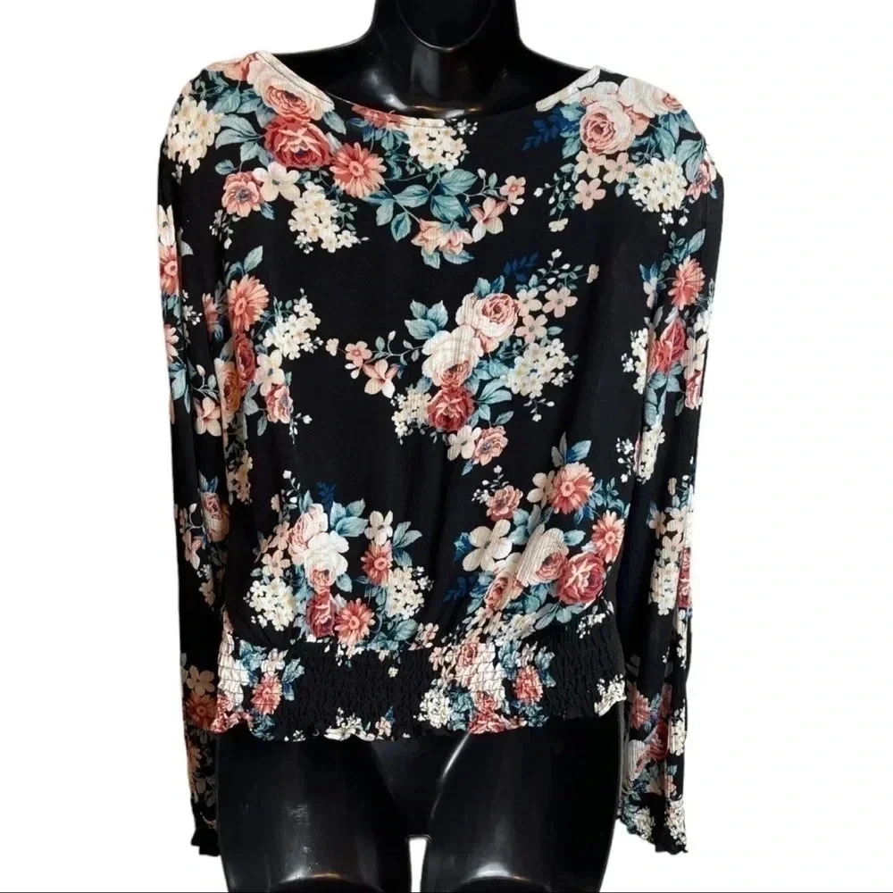 MOA Moa flora long sleeve top with smocked waistband. - Picture 3 of 8